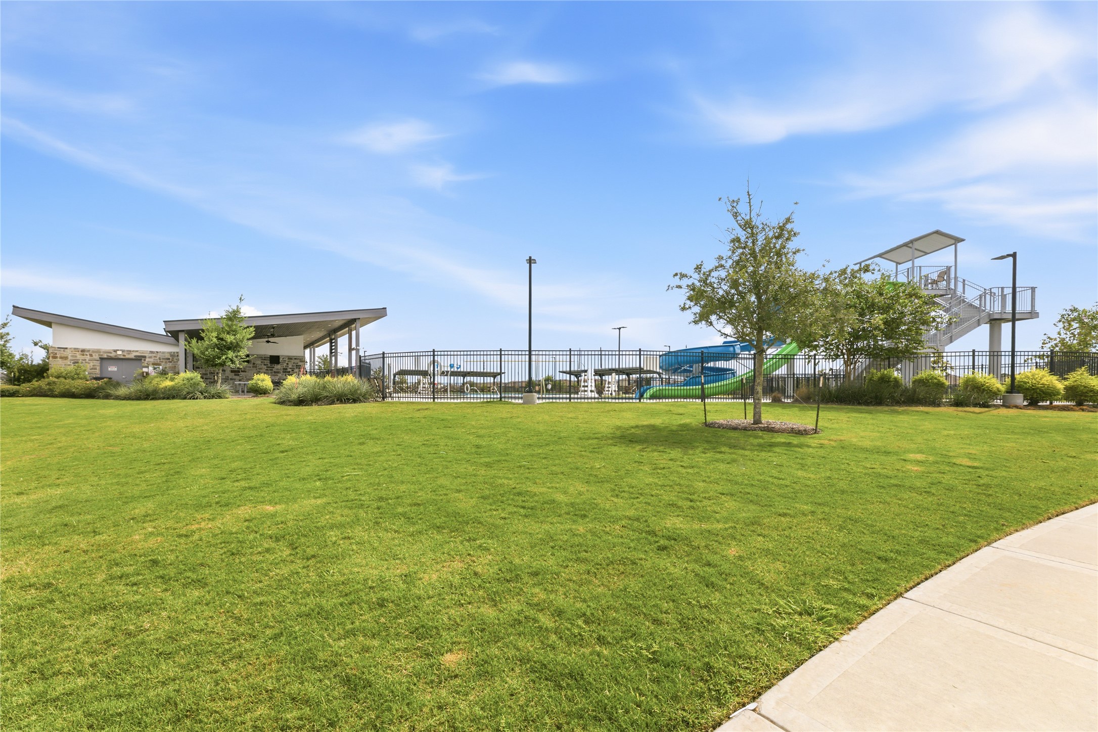 7530 Cynomys Court Rosharon, TX 77583 - Photo 27 of 30 Large field to play balls game to view the swimming pool