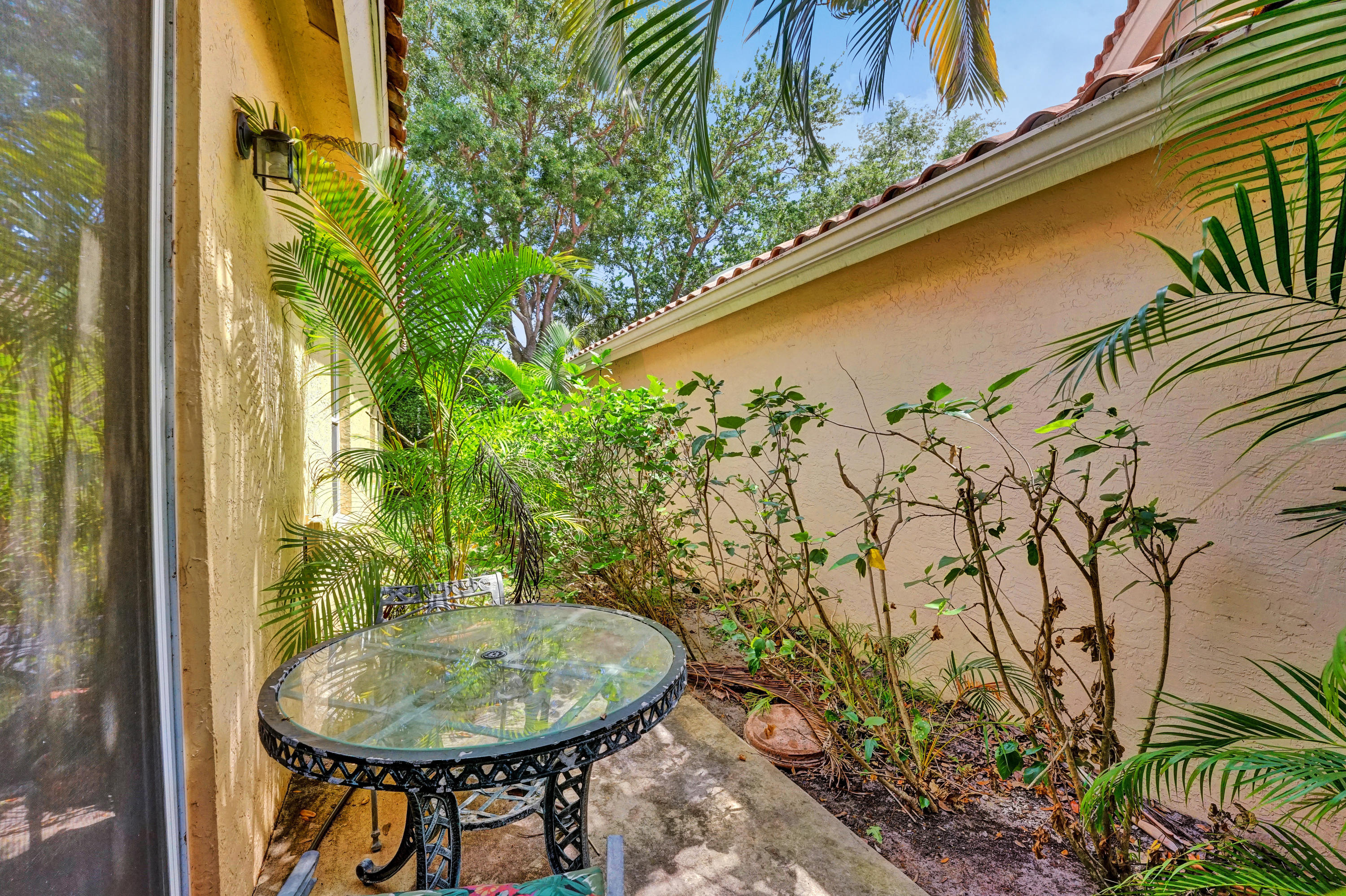 11066 Springbrook Circle Boynton Beach, FL 33437 - Photo 16 of 40 Kitchen Patio