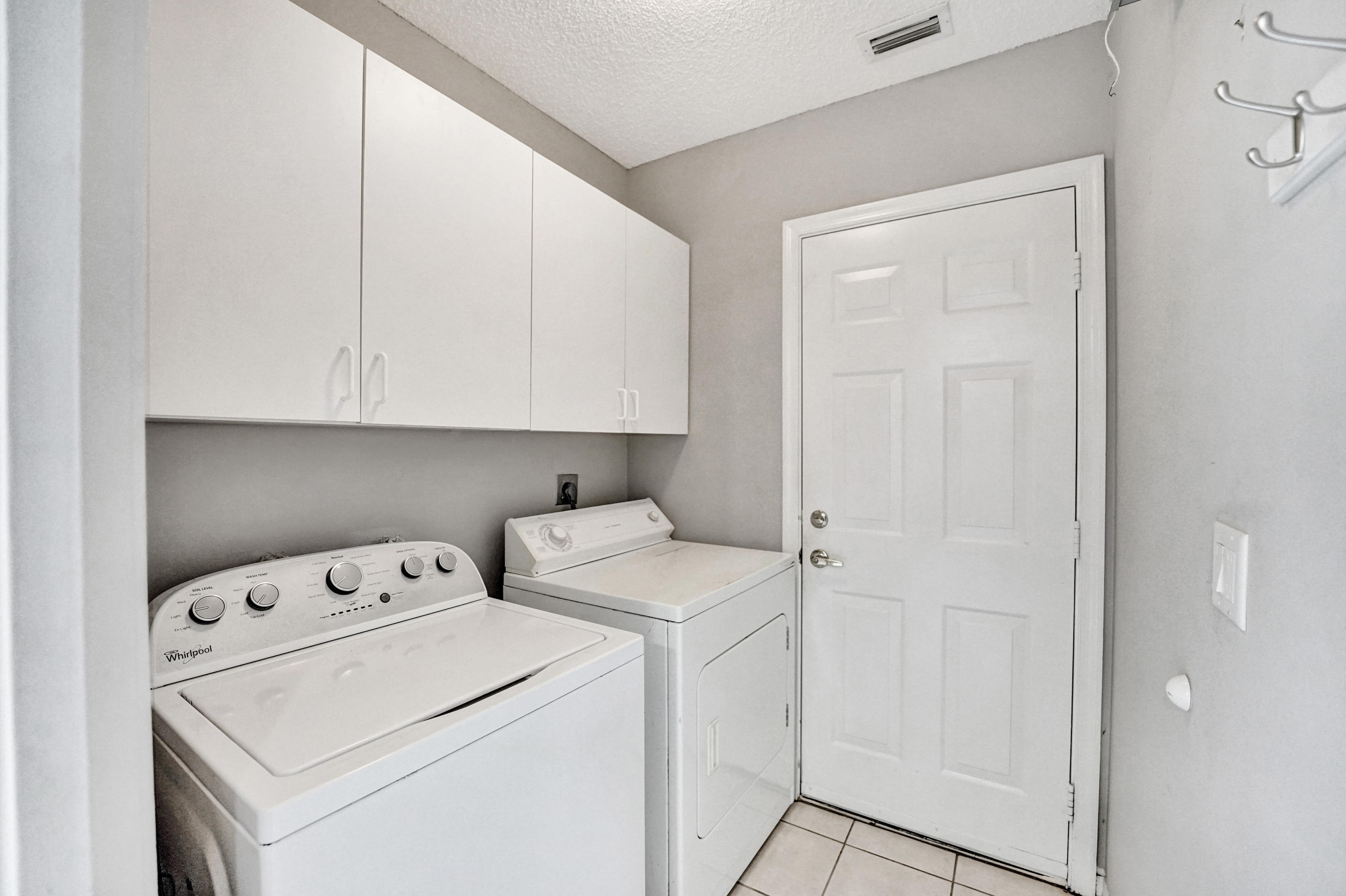 11066 Springbrook Circle Boynton Beach, FL 33437 - Photo 17 of 40 Laundry Rm