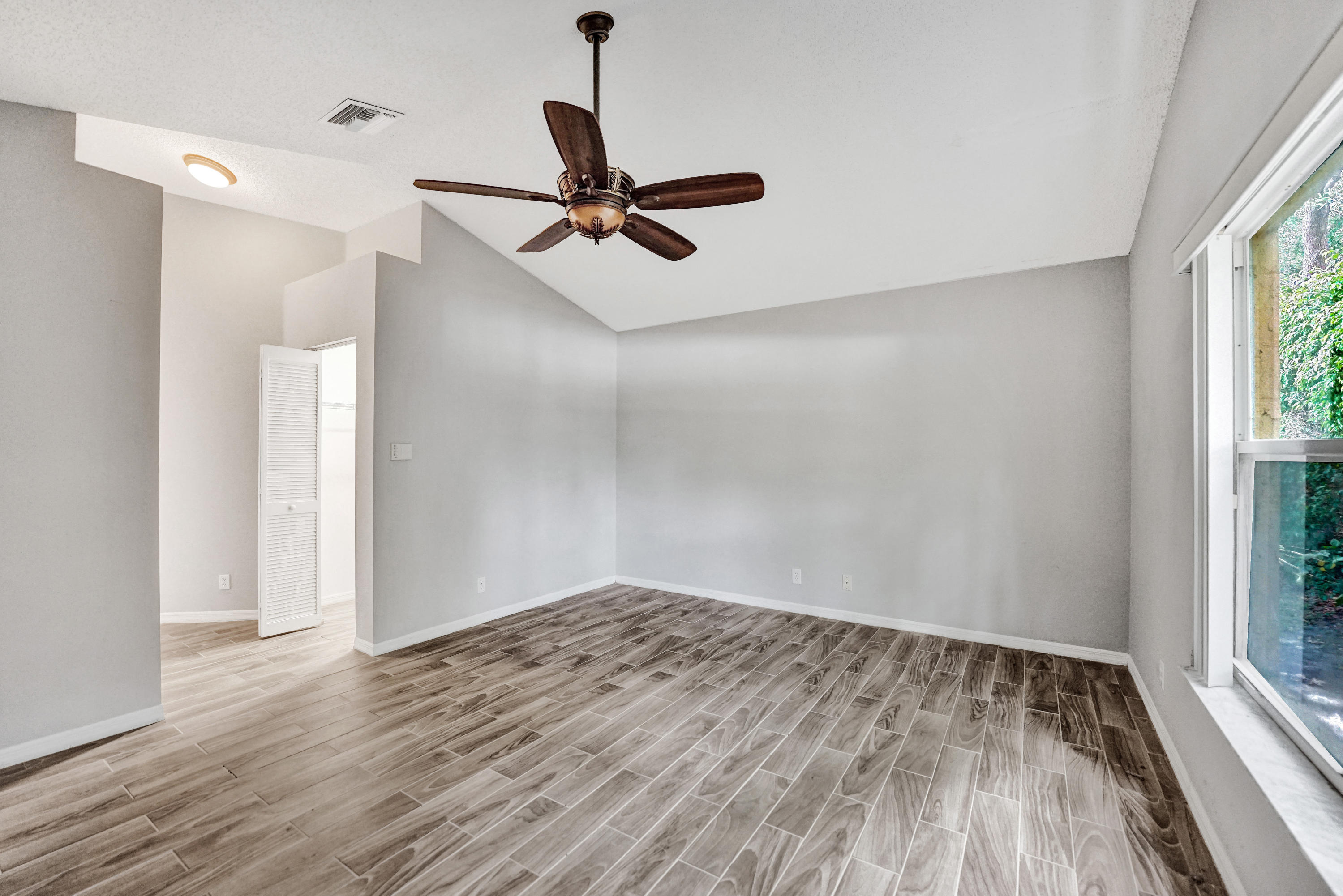 11066 Springbrook Circle Boynton Beach, FL 33437 - Photo 21 of 40 Main Bdrm