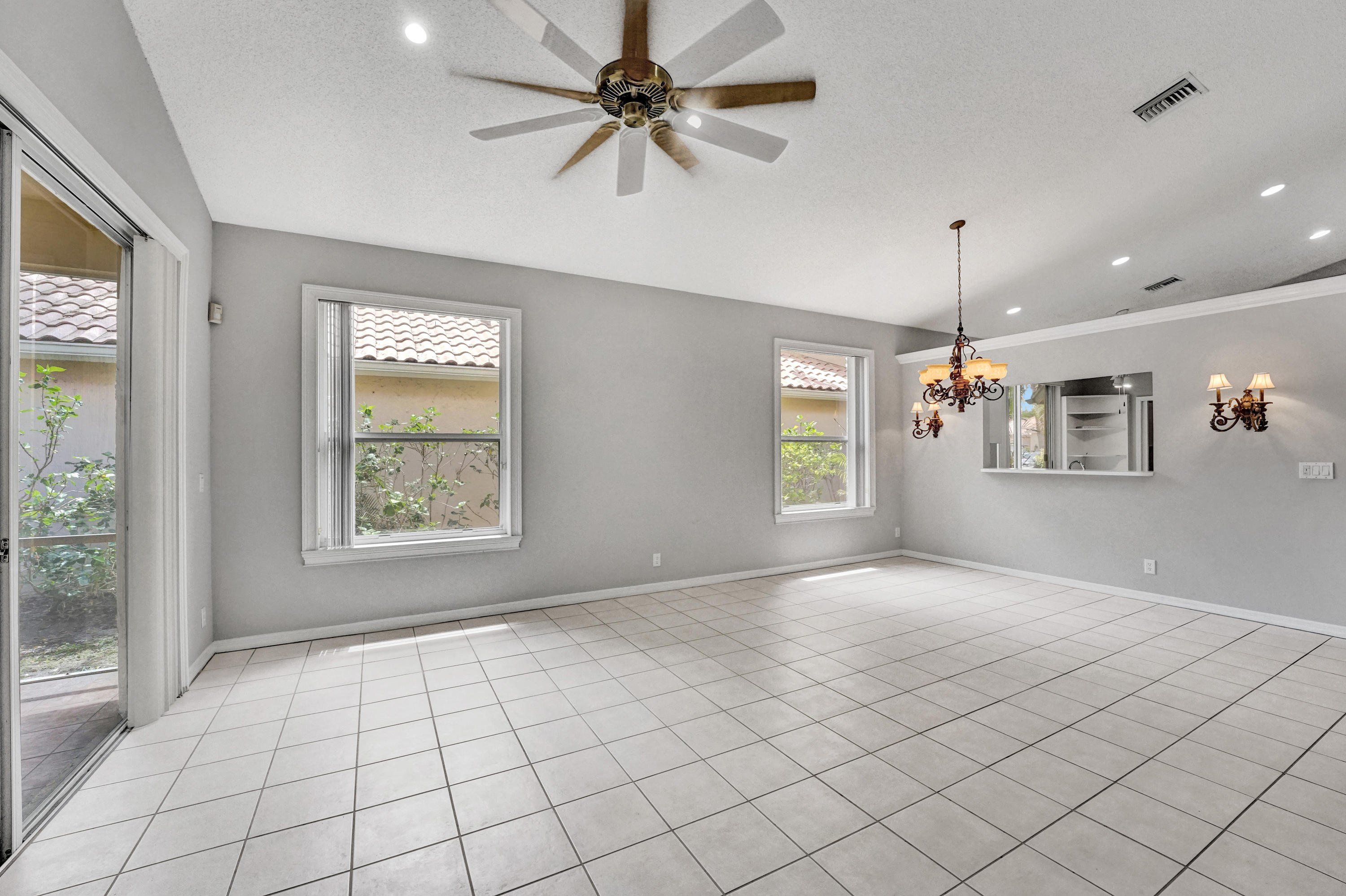 11066 Springbrook Circle Boynton Beach, FL 33437 - Photo 6 of 40 Great Room