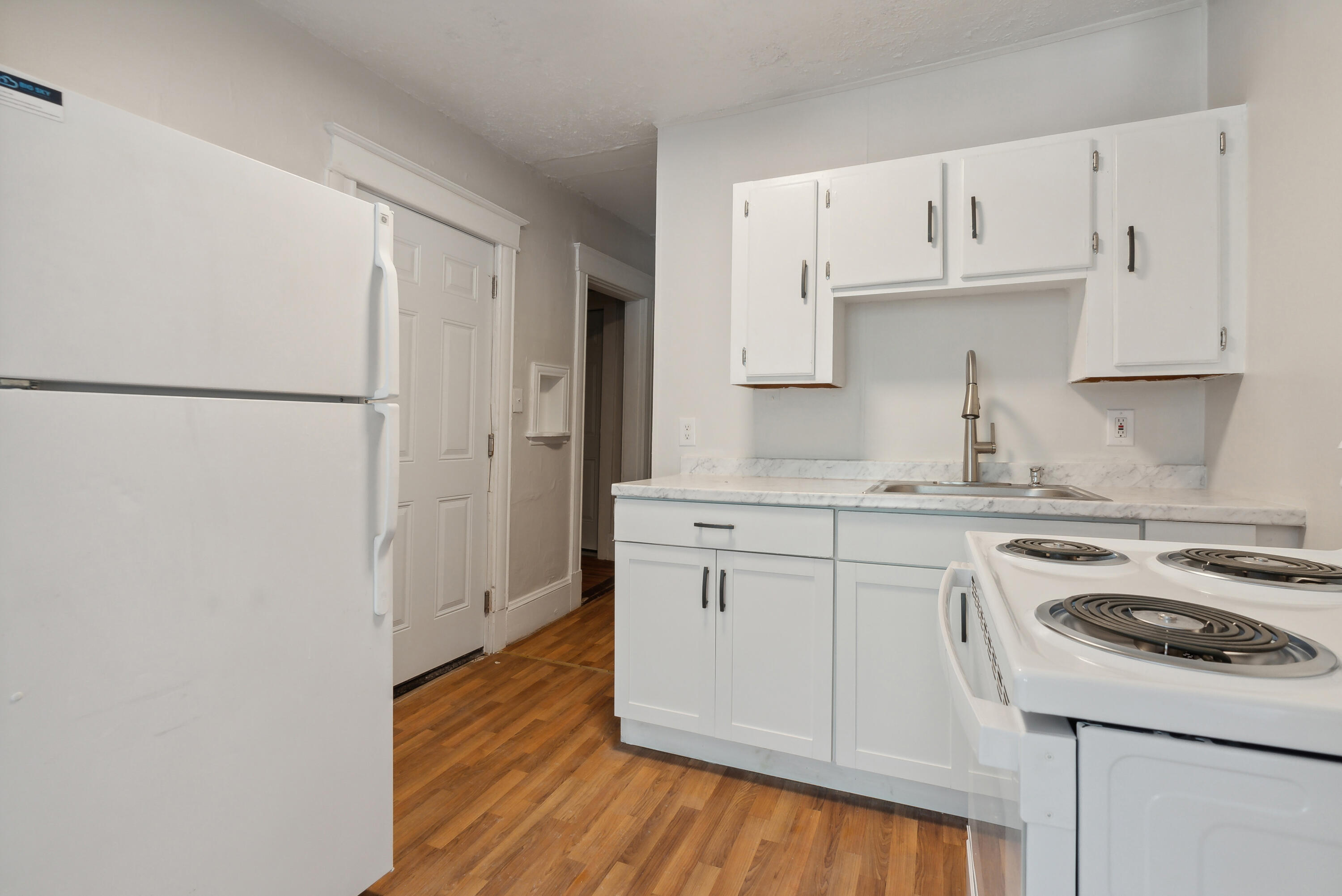 37 Union Street Lewiston, ME 04240 - Photo 8 of 53 DSC08002