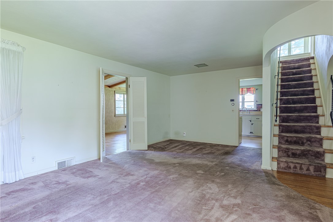 33 Irving Road Rochester, NY 14618 - Photo 12 of 43