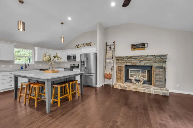 $348,500 | 140 Ault Drive, Rocky Face, GA 30740