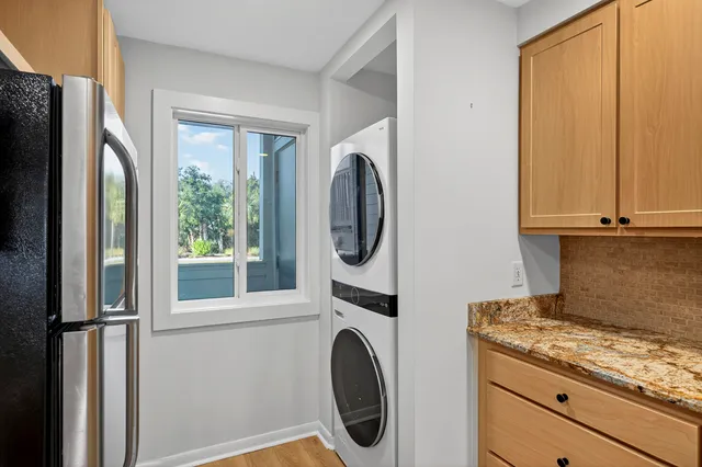 $590,000 | 13 West Mariners Cay Drive, Folly Beach, SC 29439