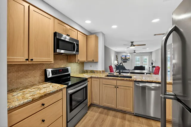 $590,000 | 13 West Mariners Cay Drive, Folly Beach, SC 29439