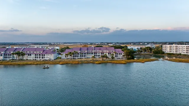 $590,000 | 13 West Mariners Cay Drive, Folly Beach, SC 29439