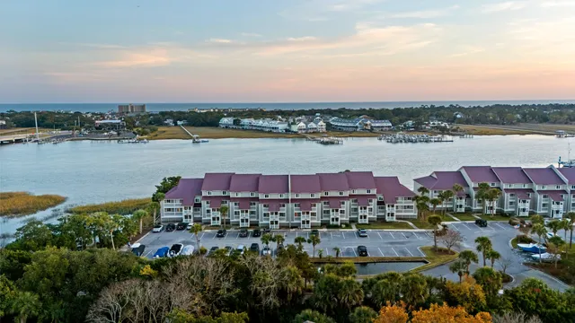 $590,000 | 13 West Mariners Cay Drive, Folly Beach, SC 29439