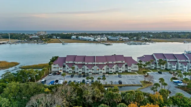 $590,000 | 13 West Mariners Cay Drive, Folly Beach, SC 29439