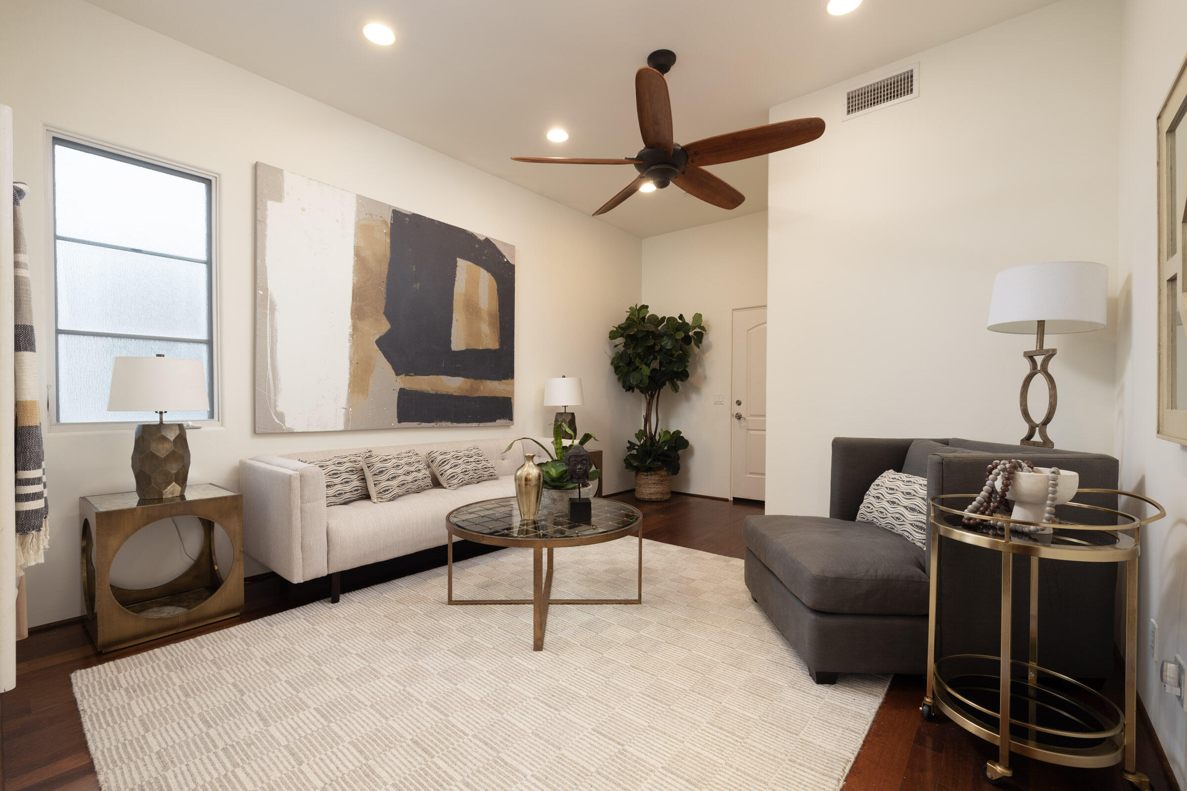 4386 Modoc Road Santa Barbara, CA 93110 - Photo 11 of 25 11_4386 Modoc_0018