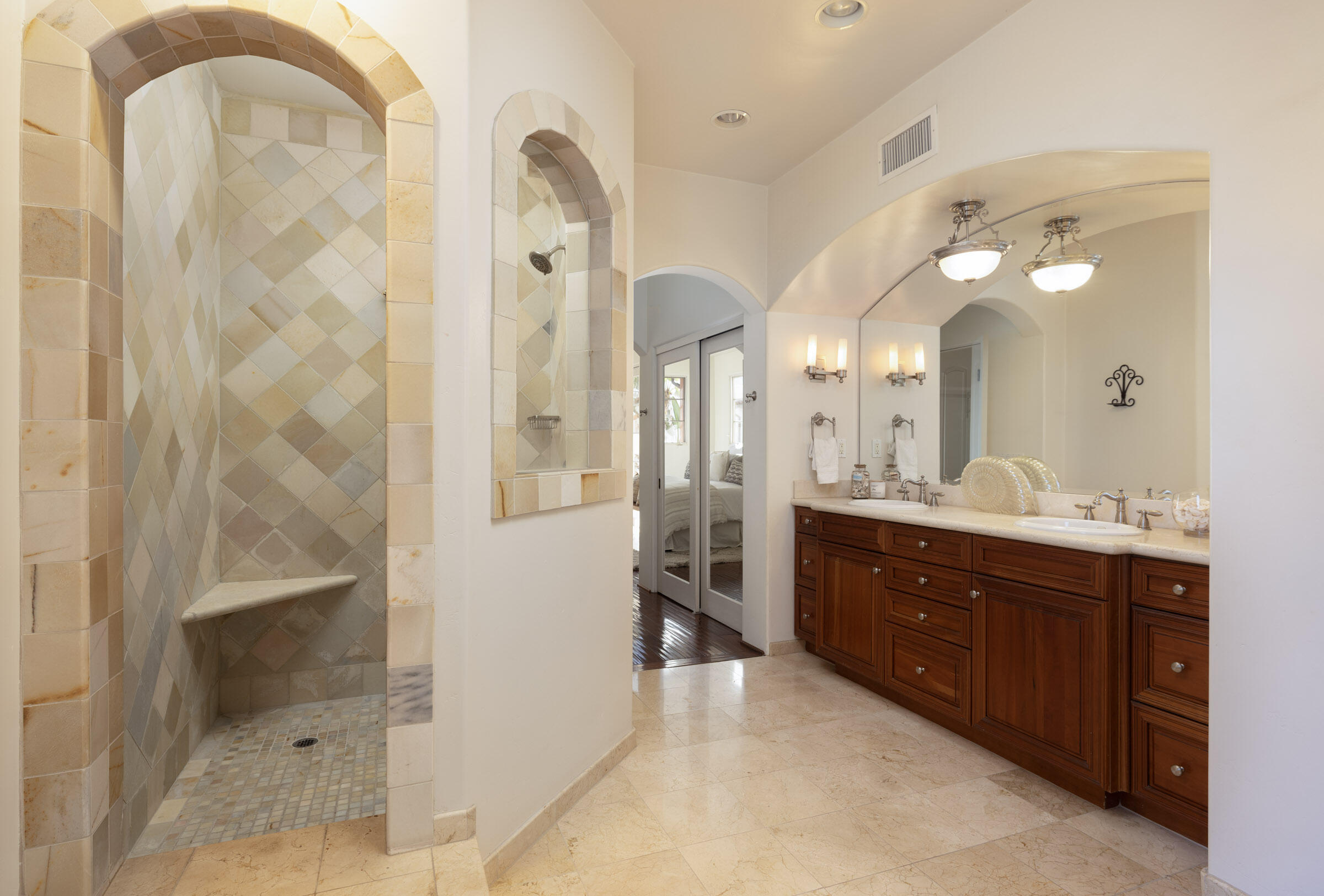 4386 Modoc Road Santa Barbara, CA 93110 - Photo 15 of 25 15_4386 Modoc_0023