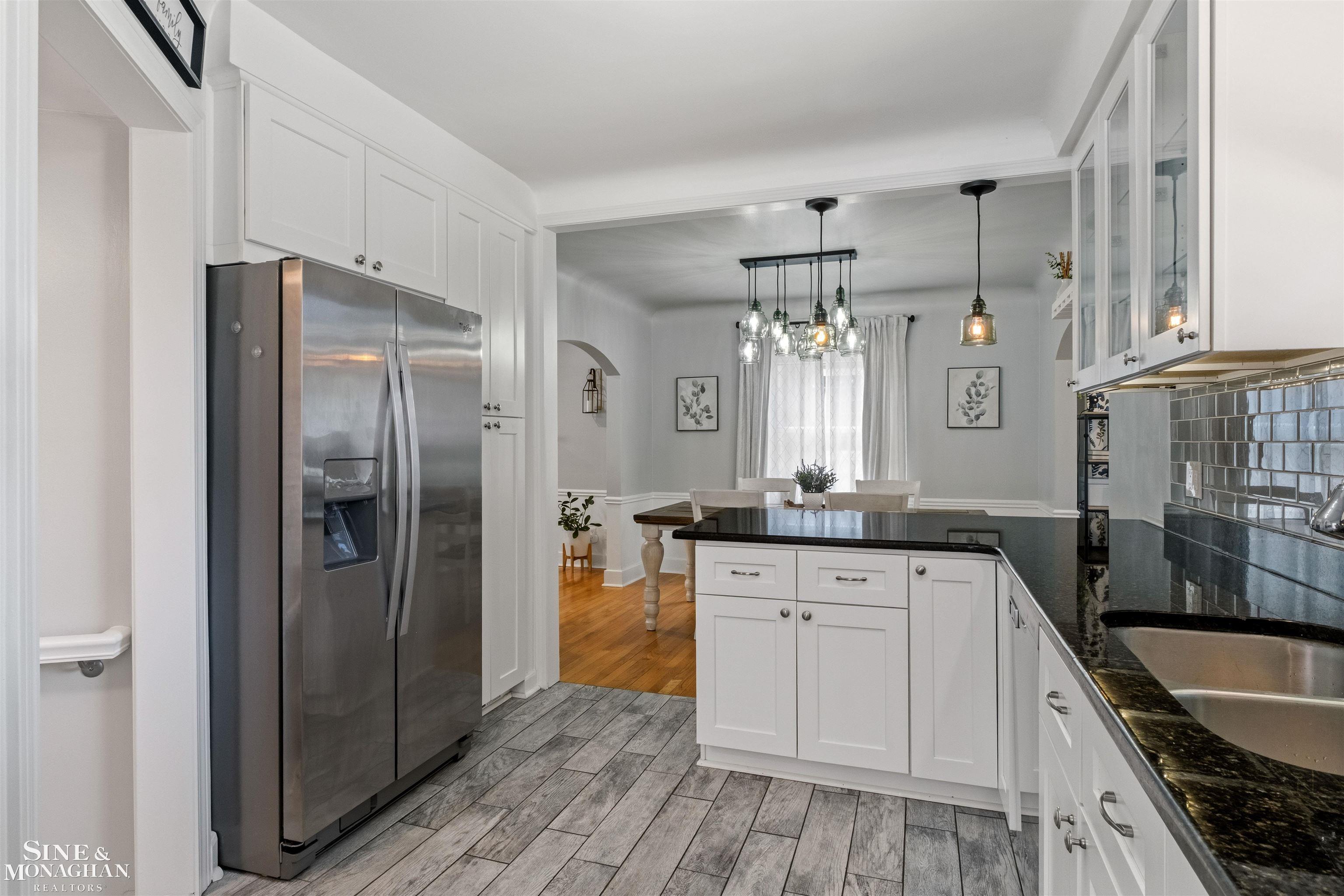 474 Touraine Road Grosse Pointe Farms, MI 48236 - Photo 9 of 49