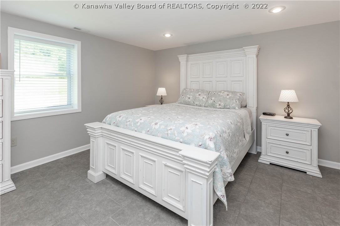 434 Strawberry Road St. Albans, WV 25177 - Photo 32 of 50 Gallery Image 32