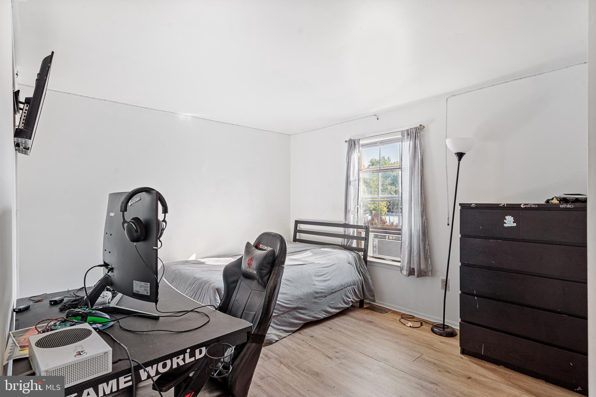 1 Howell Place Sicklerville, NJ 08081 - Photo 16 of 37