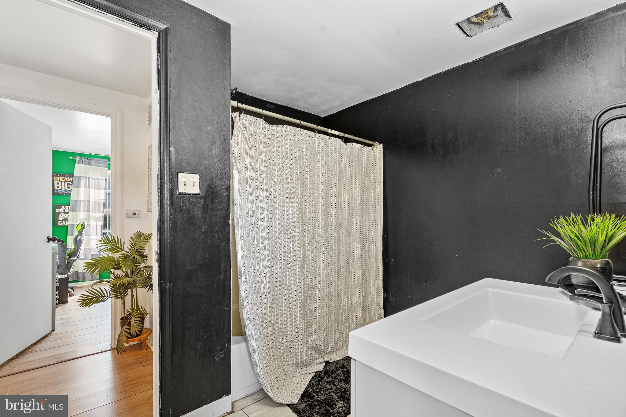 1 Howell Place Sicklerville, NJ 08081 - Photo 22 of 37