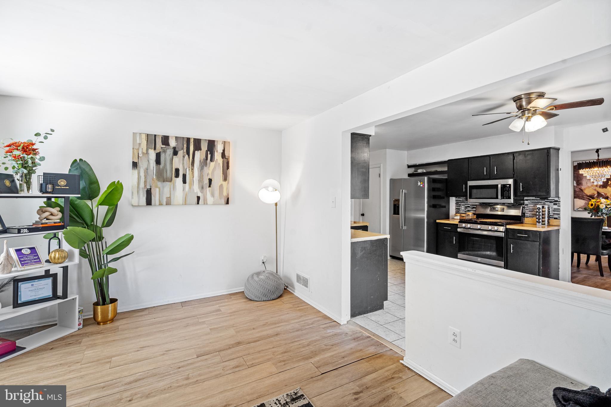 1 Howell Place Sicklerville, NJ 08081 - Photo 9 of 37