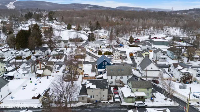 $239,900 | 413 Traviss Alley, Blakely, PA 18452