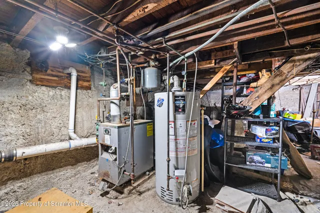 $239,900 | 413 Traviss Alley, Blakely, PA 18452