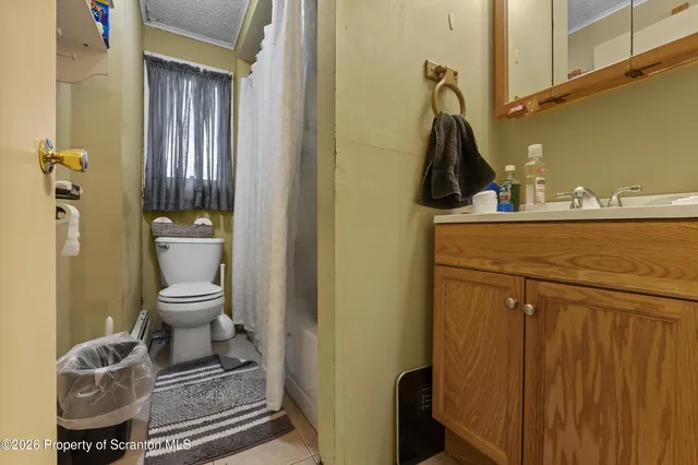 $239,900 | 413 Traviss Alley, Blakely, PA 18452