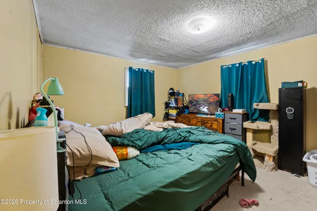 $239,900 | 413 Traviss Alley, Blakely, PA 18452