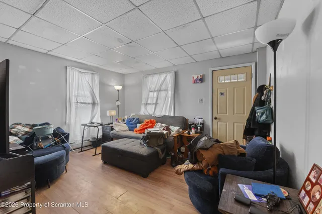 $239,900 | 413 Traviss Alley, Blakely, PA 18452