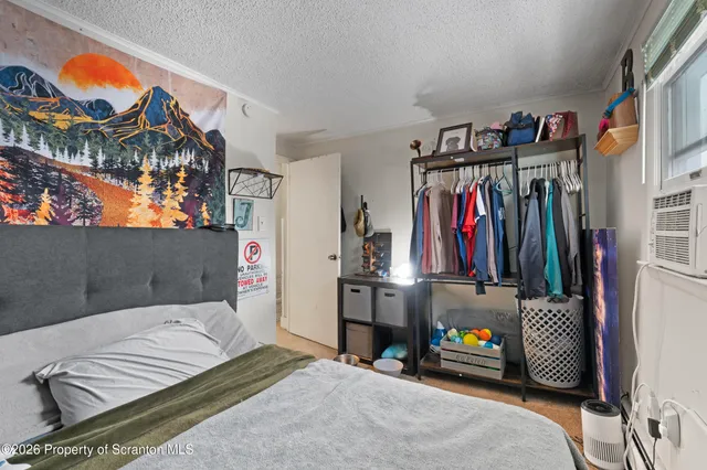 $239,900 | 413 Traviss Alley, Blakely, PA 18452