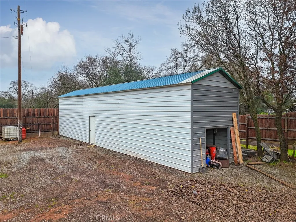 3453 La Porte Road Oroville, CA 95966 - Photo 58 of 69 a view of a house with a backyard