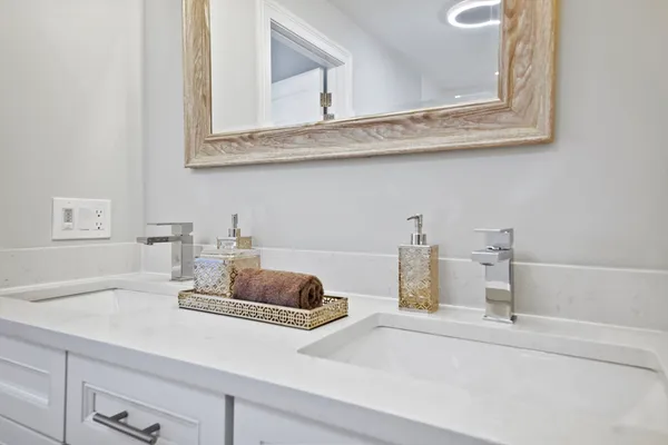 $5,500 | 80 Massachusetts Avenue, Unit 80, Arlington, MA 02474