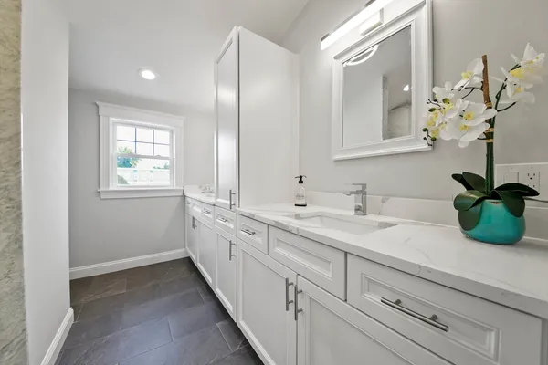 $5,500 | 80 Massachusetts Avenue, Unit 80, Arlington, MA 02474