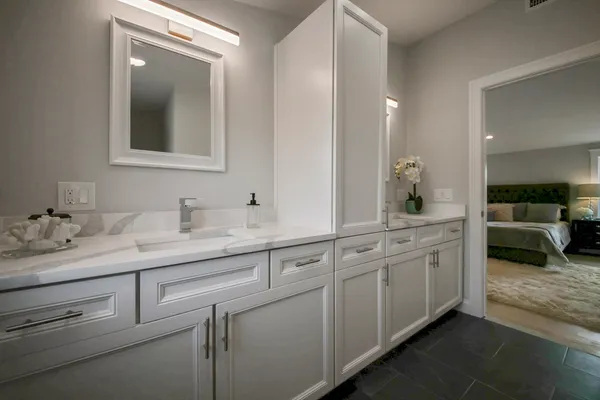 $5,500 | 80 Massachusetts Avenue, Unit 80, Arlington, MA 02474