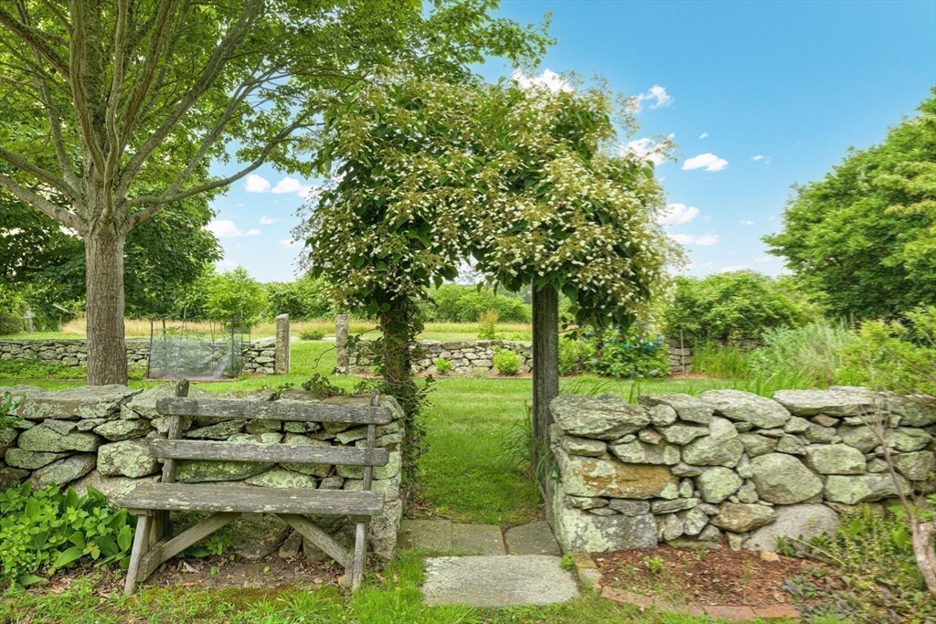 177 Howland Road Westport, MA 02790 - Photo 33 of 39 Gallery Image 33