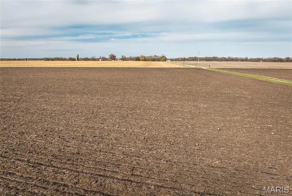 $190,000 | 32987 Tb Ruyle Road, Medora, IL 62063