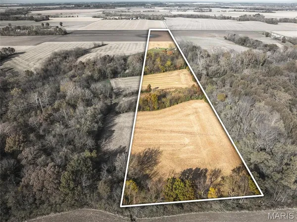 $190,000 | 32987 Tb Ruyle Road, Medora, IL 62063