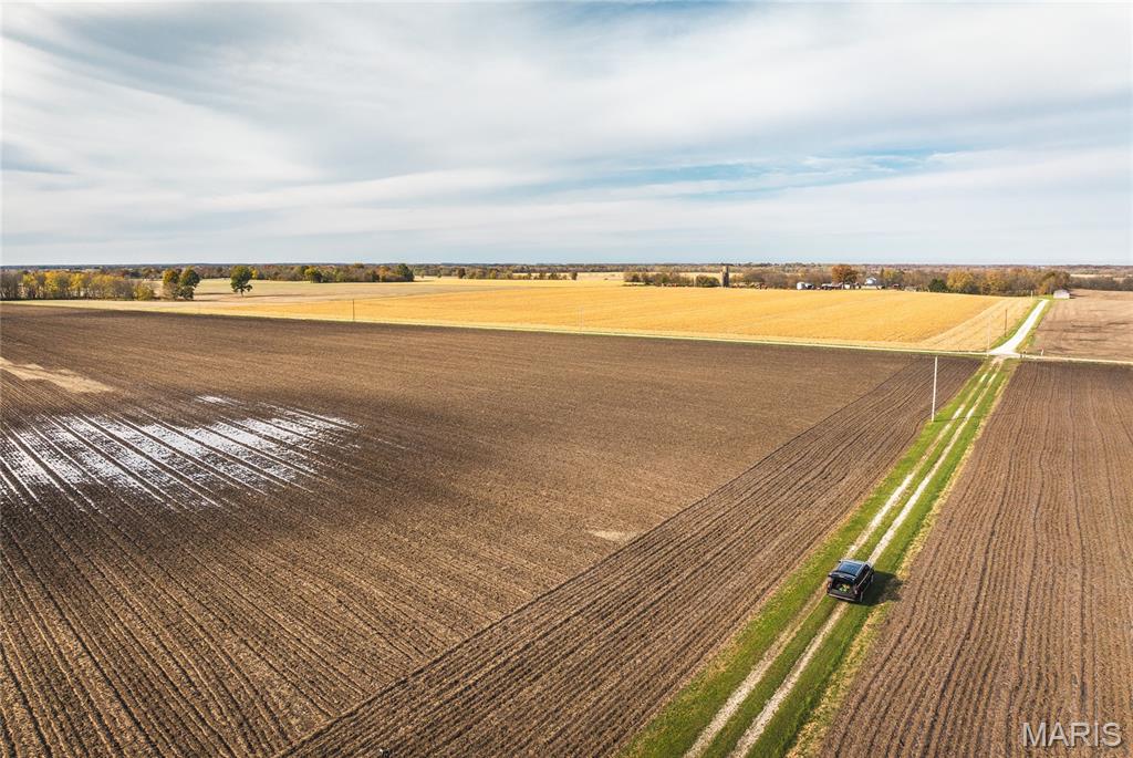 32987 Tb Ruyle Road Medora, IL 62063 - Photo 2 of 20