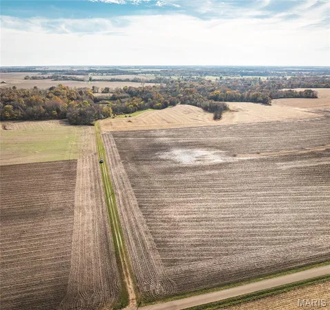 $190,000 | 32987 Tb Ruyle Road, Medora, IL 62063