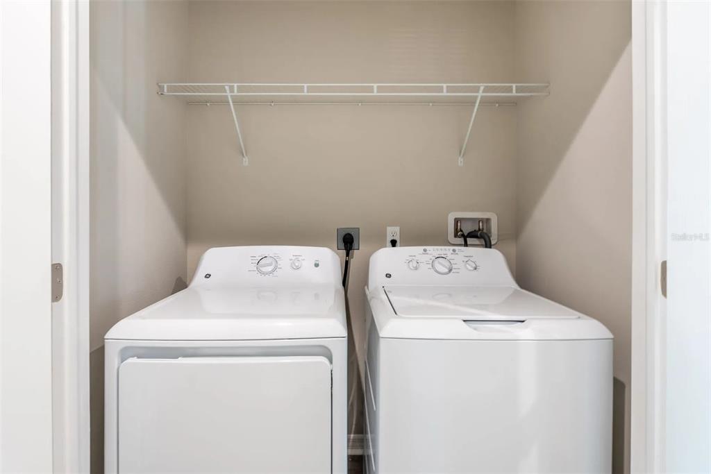 2115 Sebring Place Clearwater, FL 33760 - Photo 12 of 22