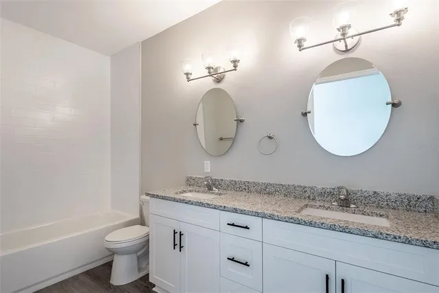 $2,950 | 2115 Sebring Place, Clearwater, FL 33760