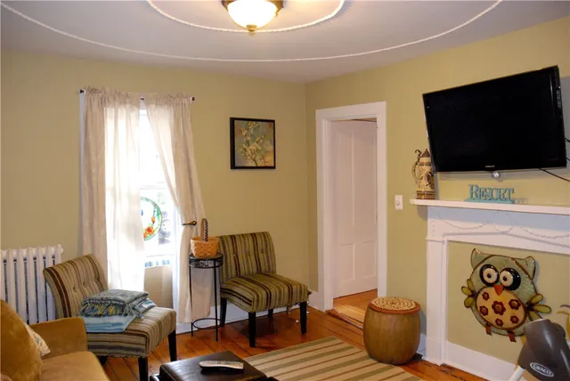 $4,200 | 15 Young Street, Newport, RI 02840