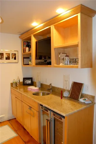 $4,200 | 15 Young Street, Newport, RI 02840