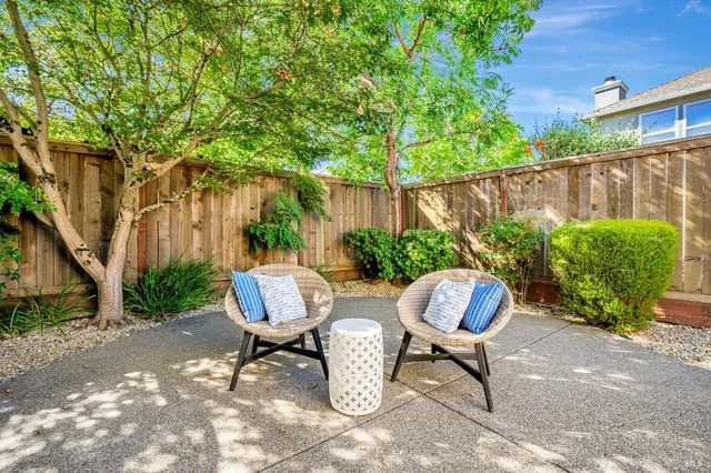 $799,000 | 651 Decanter Circle, Windsor, CA 95492