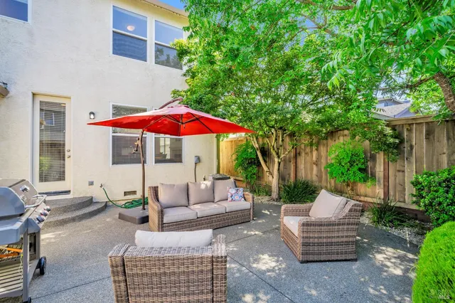 $799,000 | 651 Decanter Circle, Windsor, CA 95492