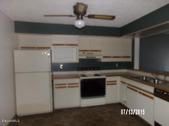 1882 Murrell Road, Unit L46 Rockledge, FL 32955 - Photo 7 of 21 103_5432