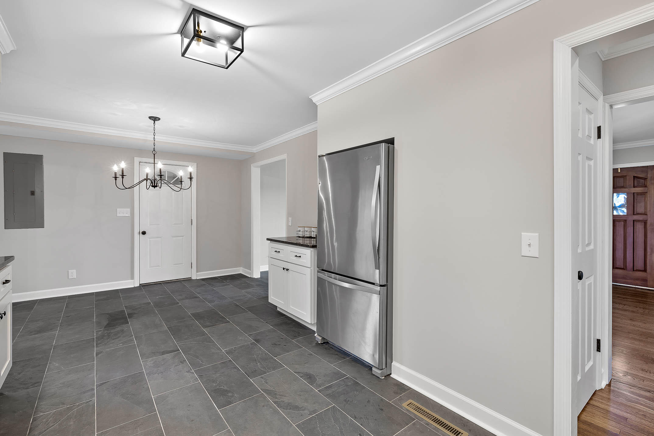 1429 Hickory Valley Road Chattanooga, TN 37421 - Photo 13 of 38 HickoryValley-13