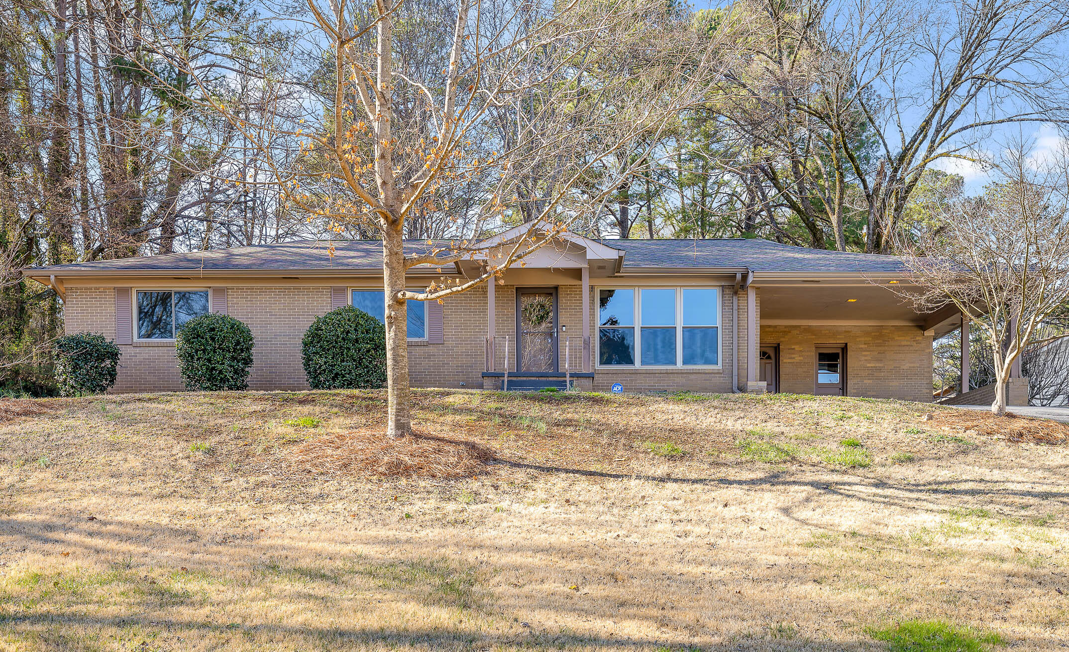 1429 Hickory Valley Road Chattanooga, TN 37421 - Photo 3 of 38 HickoryValley-35