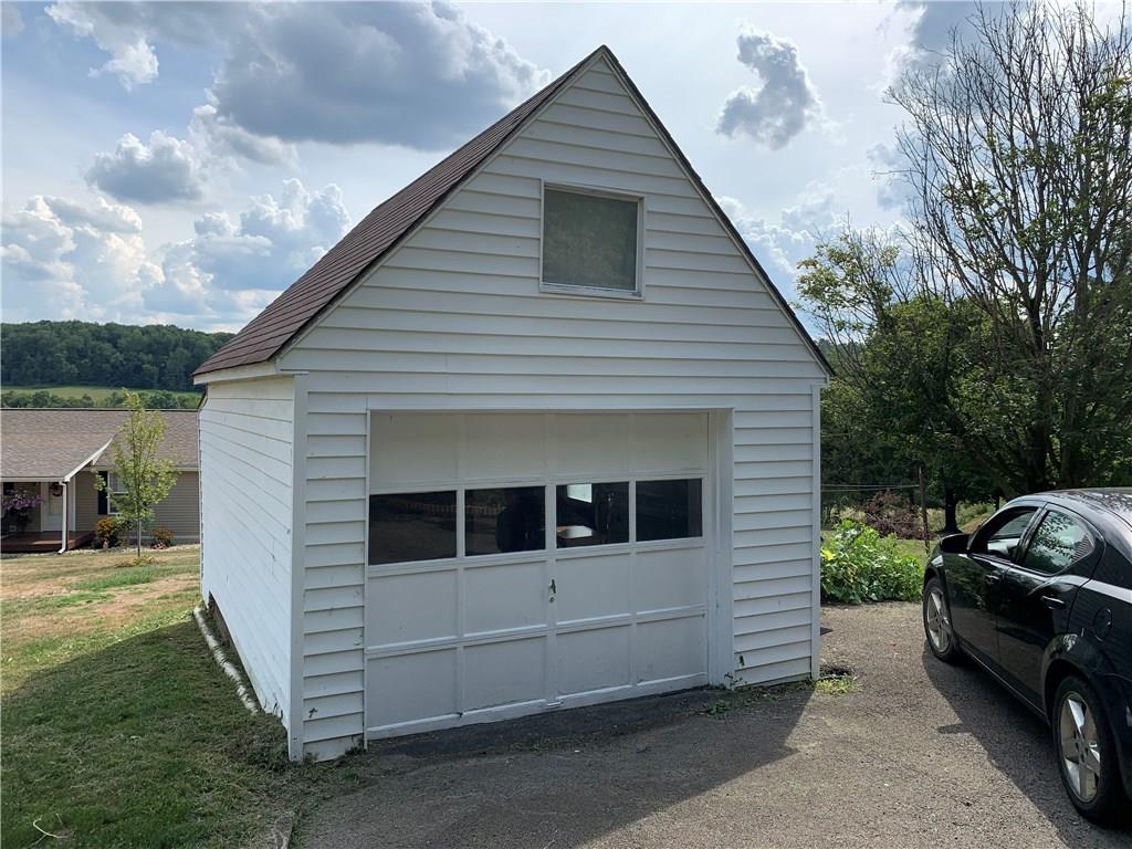 752 Hecla Road Mount Pleasant, PA 15666 - Photo 16 of 21 Gallery Image 16