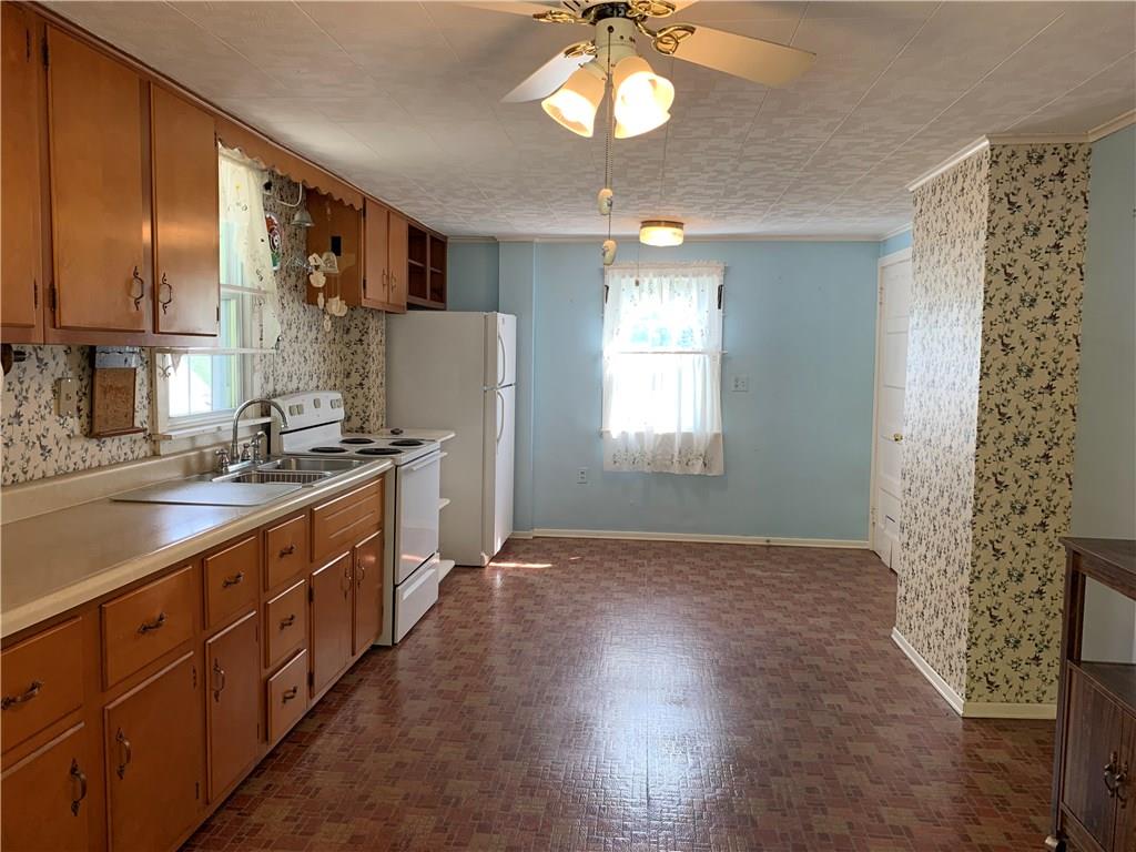 752 Hecla Road Mount Pleasant, PA 15666 - Photo 10 of 21 Gallery Image 10