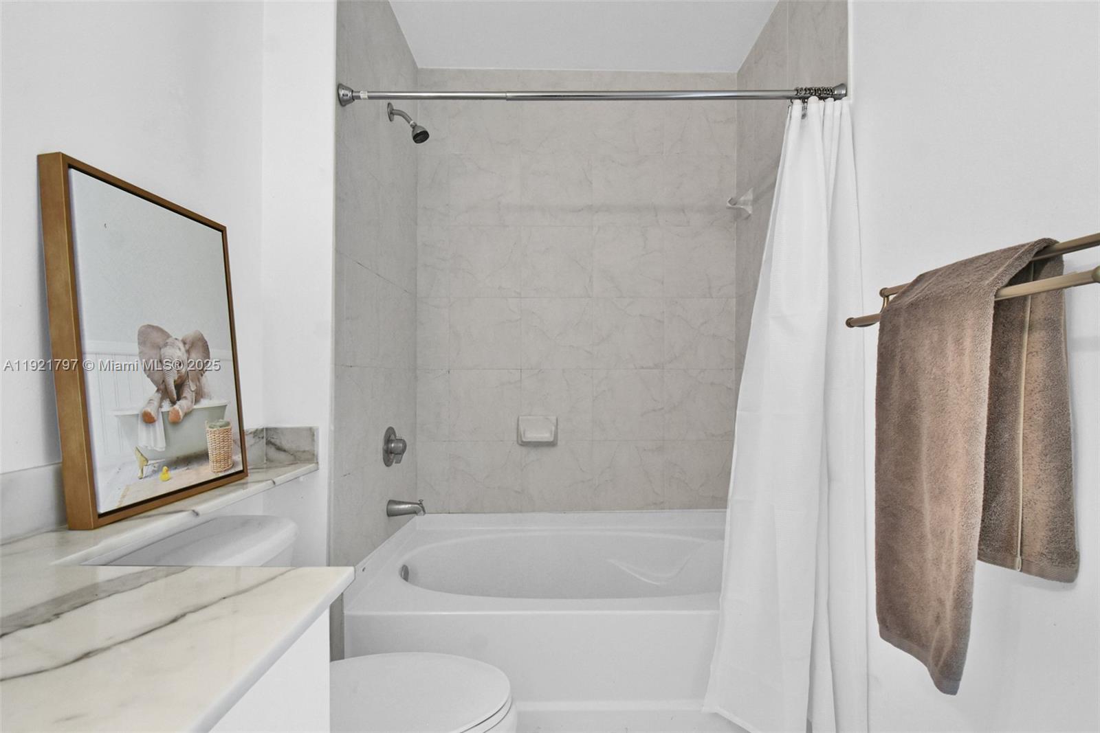 234 Northeast 3rd Street, Unit 1802 Miami, FL 33132 - Photo 31 of 73