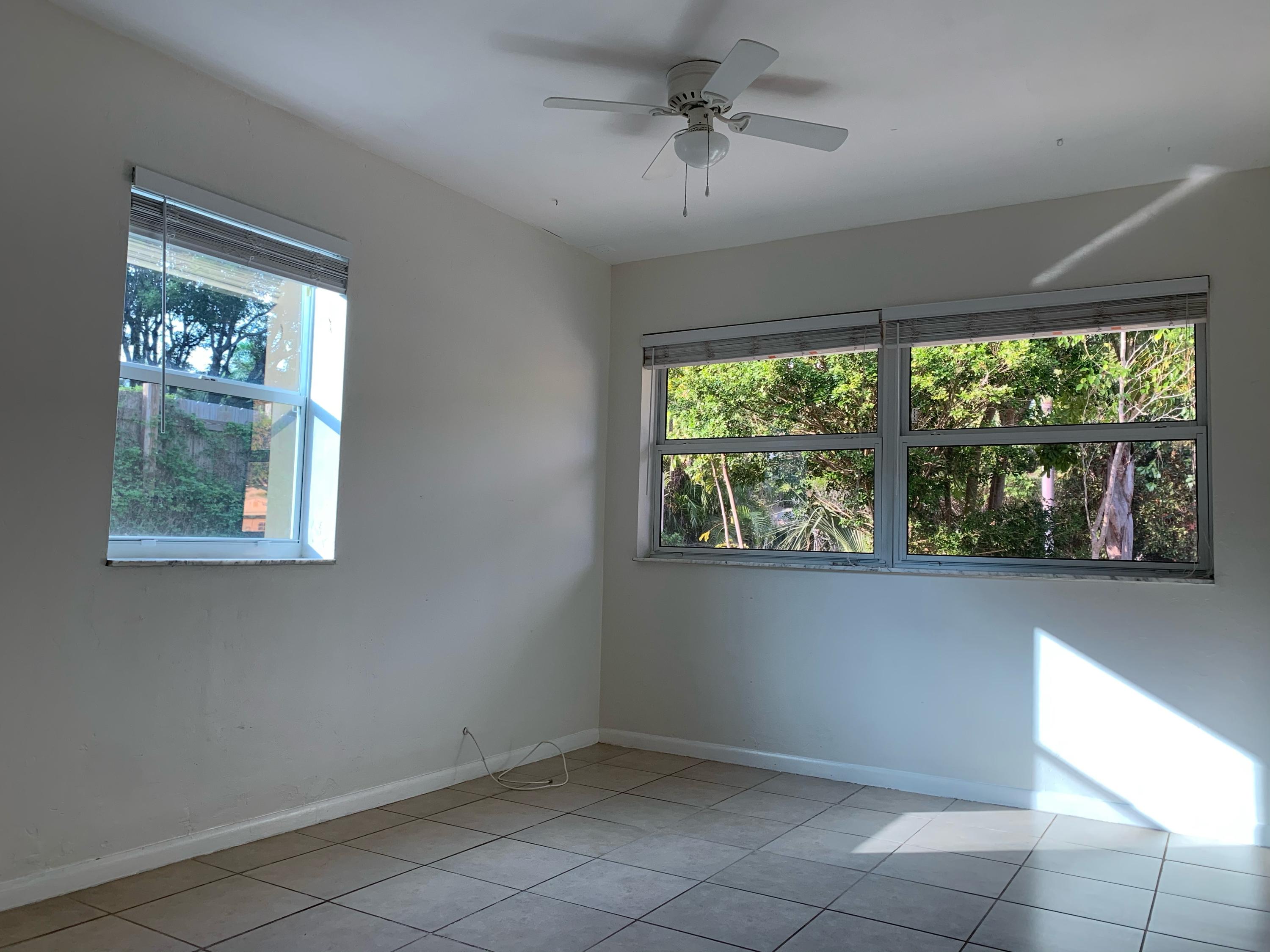 290 Northwest 7th Street Boca Raton, FL 33432 - Photo 8 of 10 master bed room