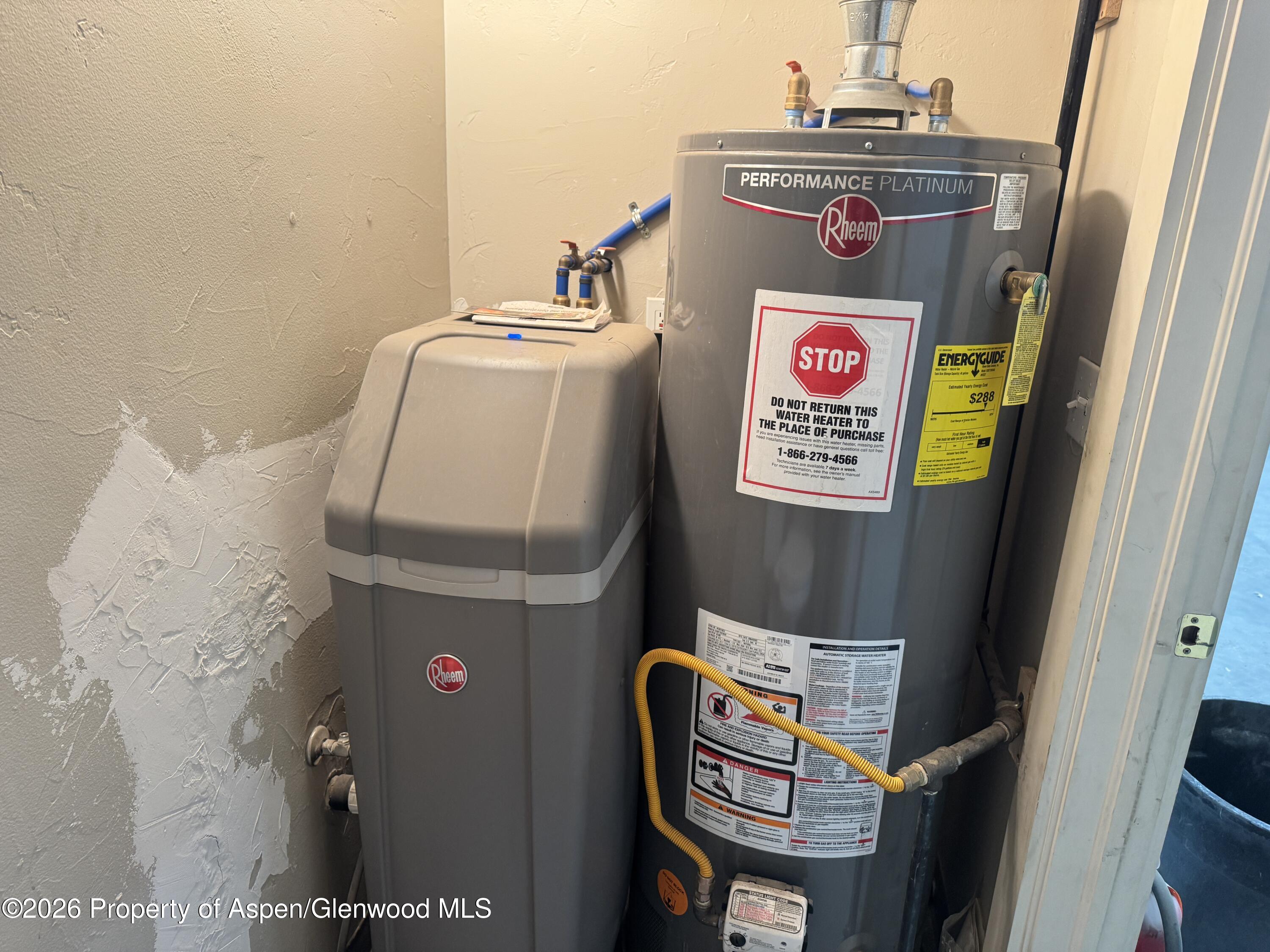 1287 Market Street Meeker, CO 81641 - Photo 40 of 42 a utility room with dryer and washer