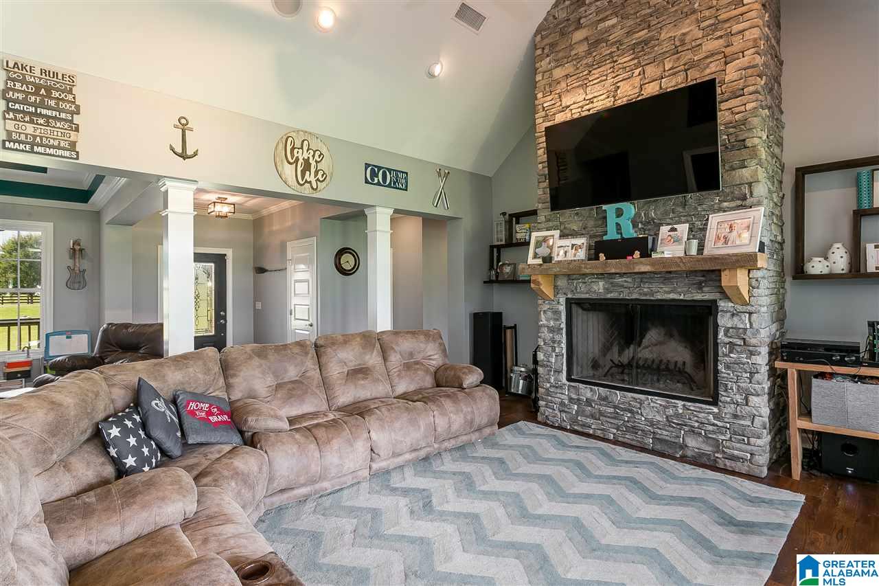 511 Cove Road Sylacauga, AL 35151 - Photo 6 of 49